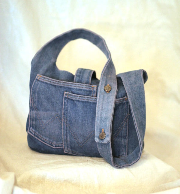 Handbag from old jeans. ~ DIY Tutorial Ideas!